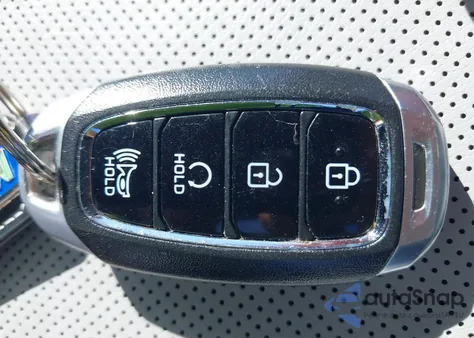 2022 Hyundai Kona Limited z USA, uszkodzony, nr VIN KM8K5CA3XNU849231